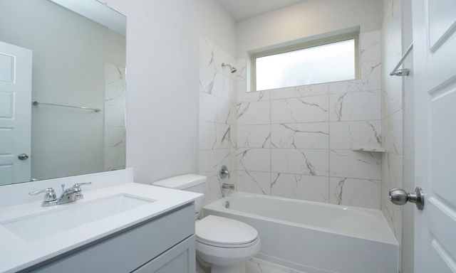 31611 Lyle Manor Drive, Hockley, TX 77447