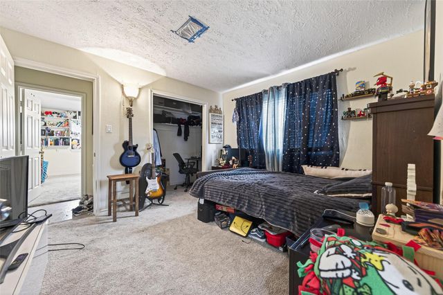 614 Pine Circle, Seabrook, TX 77586