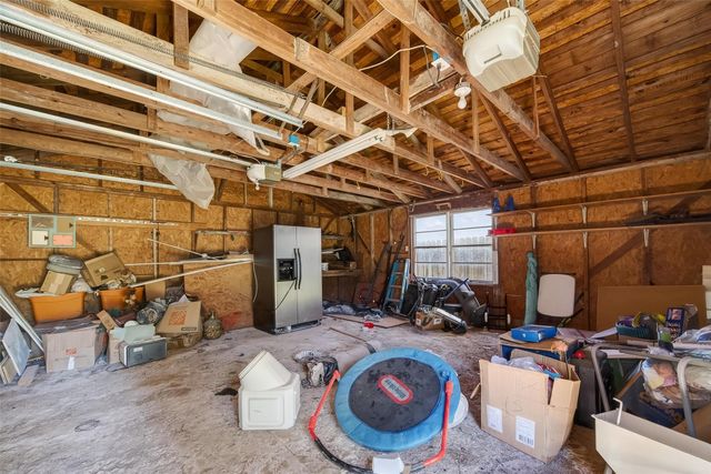 614 Pine Circle, Seabrook, TX 77586