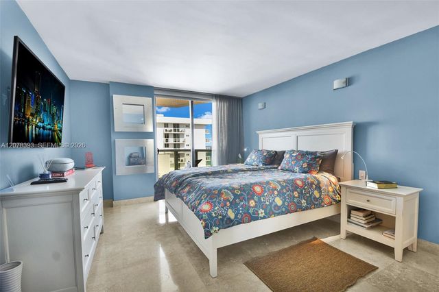 2401 Collins Avenue 1711, Miami Beach, FL 33140