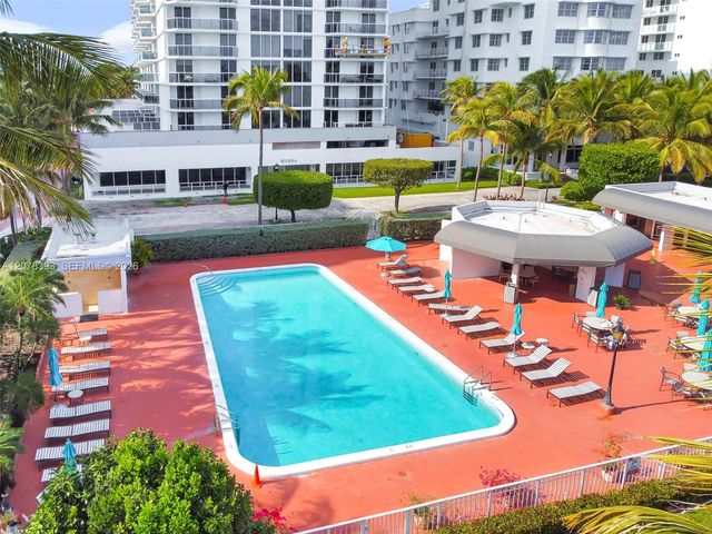 2401 Collins Avenue 1711, Miami Beach, FL 33140