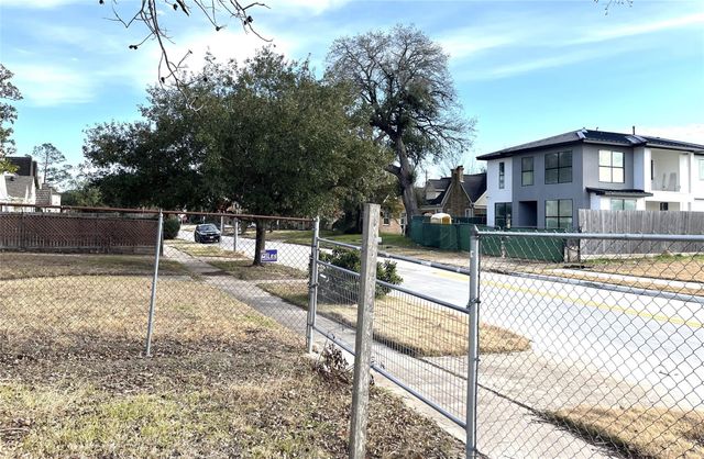 2209 Wichita Street, Houston, TX 77004