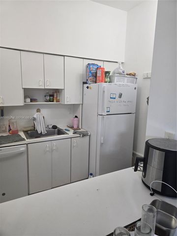 7420 W 20th Avenue 451, Hialeah, FL 33016