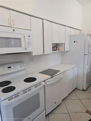 7420 W 20th Avenue 451, Hialeah, FL 33016