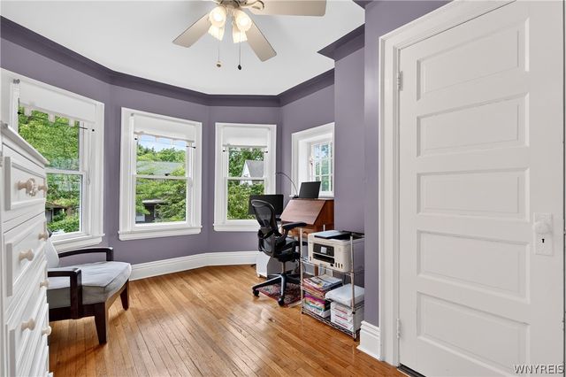 61 West Oakwood Place, Buffalo, NY 14214