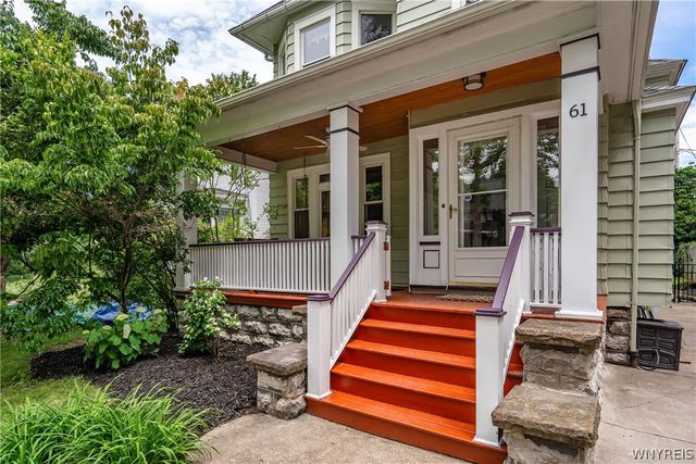 61 West Oakwood Place, Buffalo, NY 14214