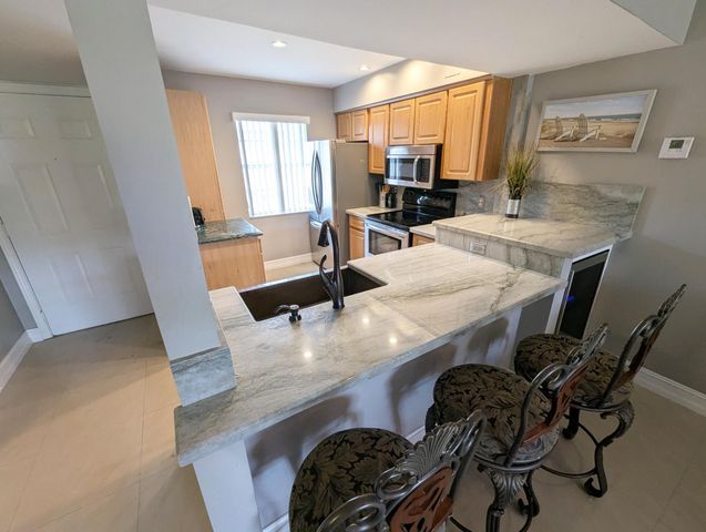 1045 Lake Shore Drive 202, Lake Park, FL 33403
