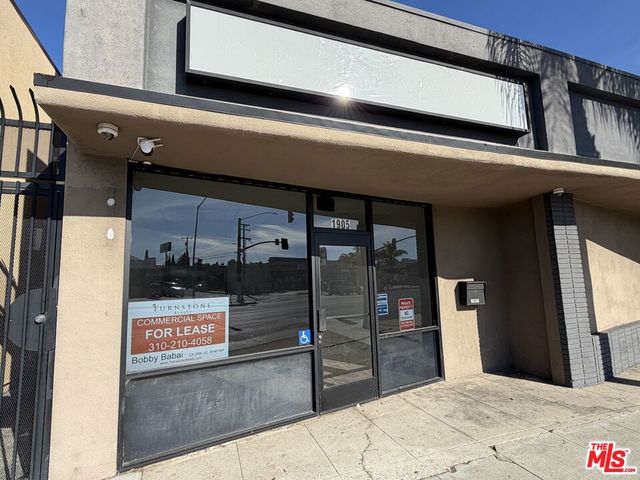 1903 PACIFIC COAST Highway 1901-1905, Lomita, CA 90717