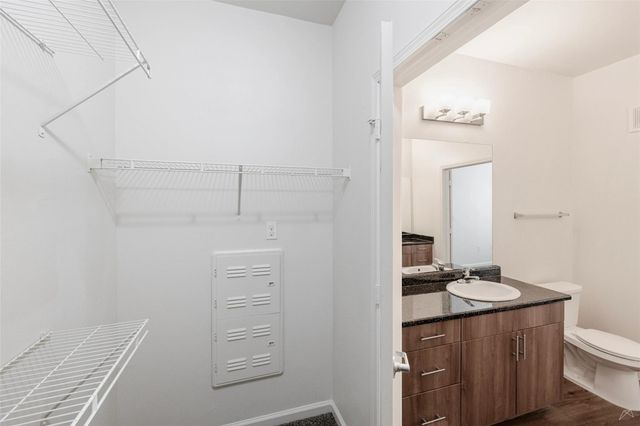 5605 Springdale RD 4-4-4216, Austin, TX 78723