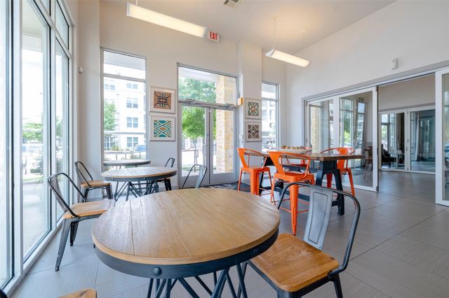 5605 Springdale RD 4-4-4216, Austin, TX 78723