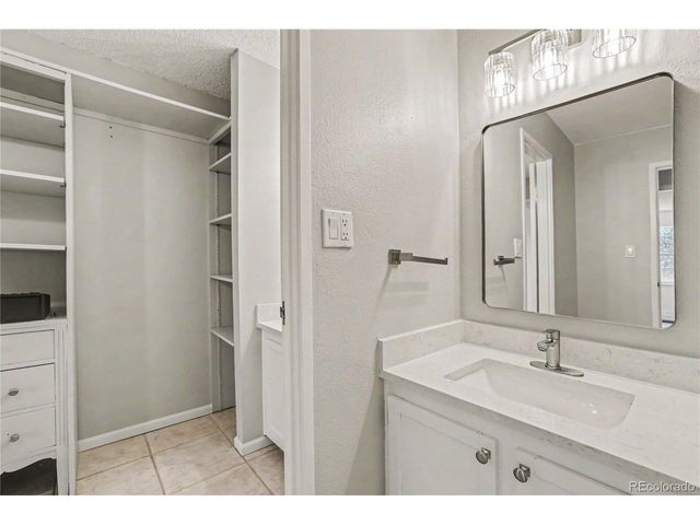 1300 Golden Cir 302, Golden, CO 80401