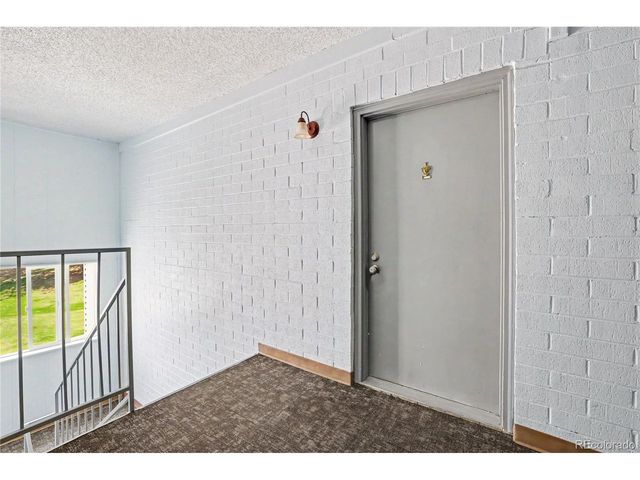 1300 Golden Cir 302, Golden, CO 80401