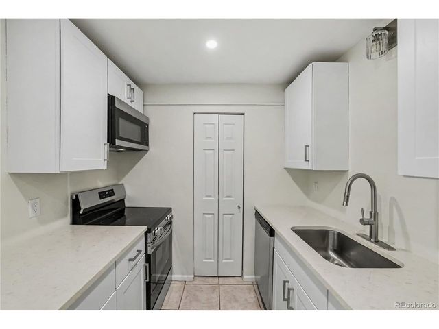 1300 Golden Cir 302, Golden, CO 80401