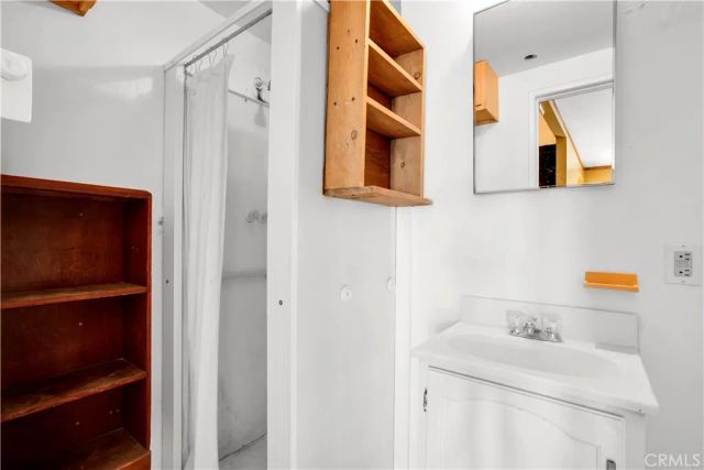 1010 Wamego, Yucca Valley, CA 92284