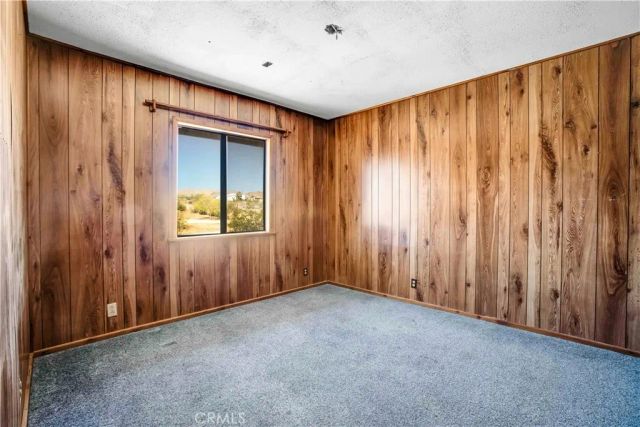 1010 Wamego, Yucca Valley, CA 92284