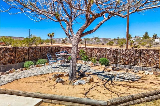 1010 Wamego, Yucca Valley, CA 92284