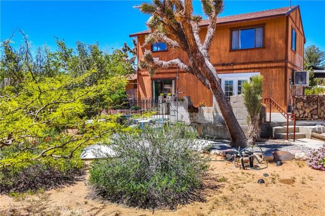 1010 Wamego, Yucca Valley, CA 92284