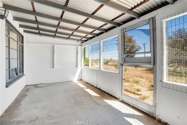 1010 Wamego, Yucca Valley, CA 92284