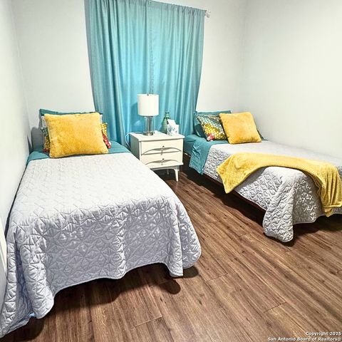 4542 Lyceum, San Antonio, TX 78229