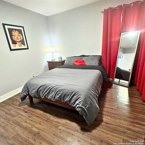 4542 Lyceum, San Antonio, TX 78229