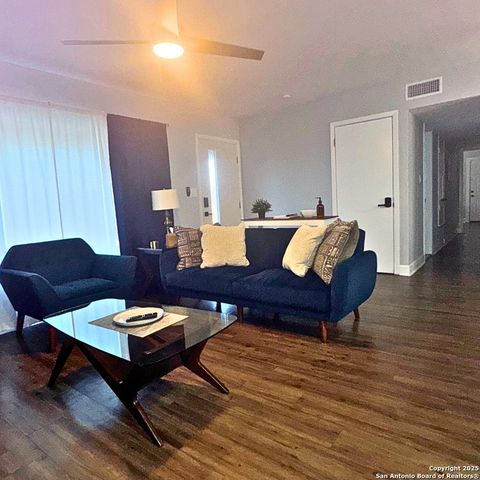 4542 Lyceum, San Antonio, TX 78229