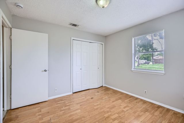 1102 Jefferson Street A & B, Mckinney, TX 75069