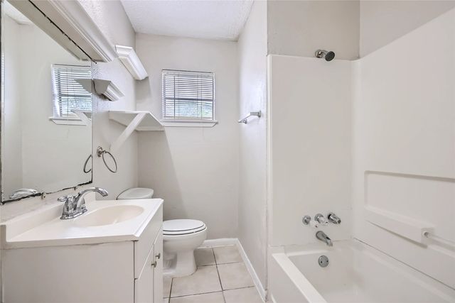 1102 Jefferson Street A & B, Mckinney, TX 75069