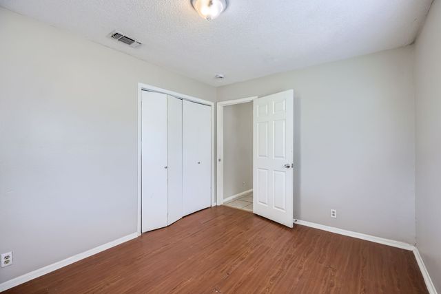 1102 Jefferson Street A & B, Mckinney, TX 75069