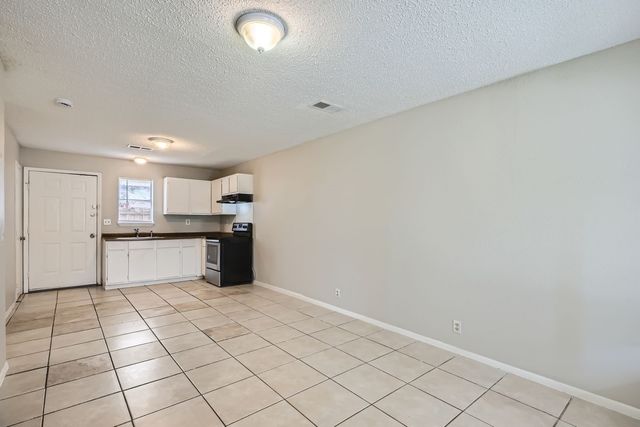 1102 Jefferson Street A & B, Mckinney, TX 75069
