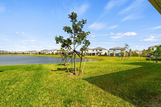 5338 Liberty Lane, The Acreage, FL 33470