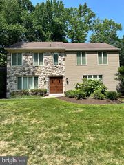 548 NOTTINGHAM DR, Yardley, PA 19067