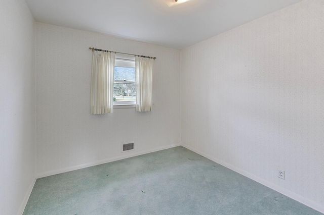 320 N Prospect Manor Avenue, Mount Prospect, IL 60056