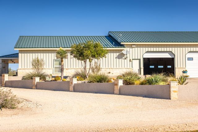 935 None, Del Rio, TX 78840