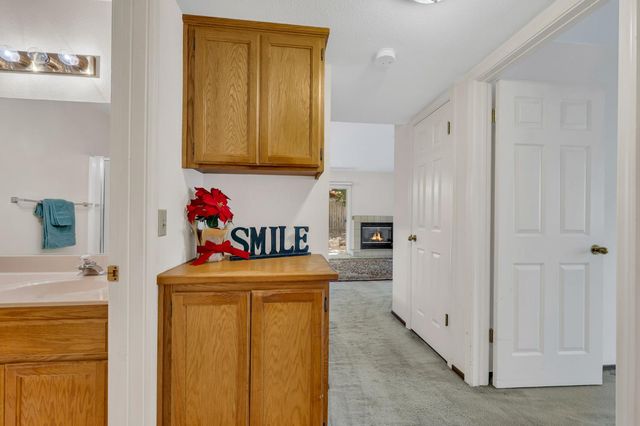 5382 Yellow Pine Way, Sacramento, CA 95841