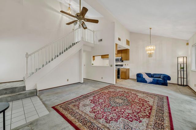 5382 Yellow Pine Way, Sacramento, CA 95841