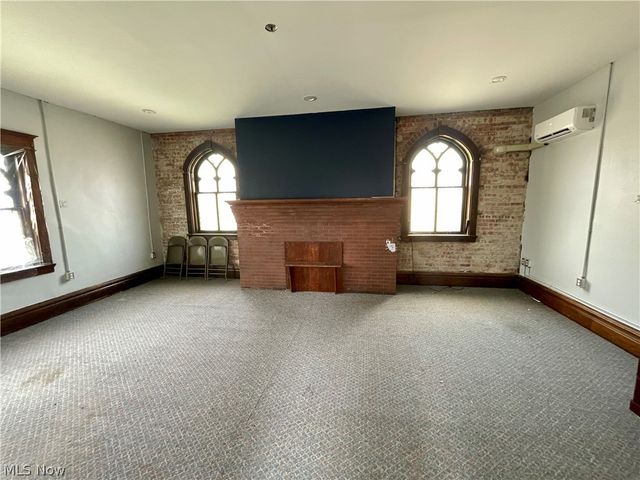 1205 Elm Street, Youngstown, OH 44505