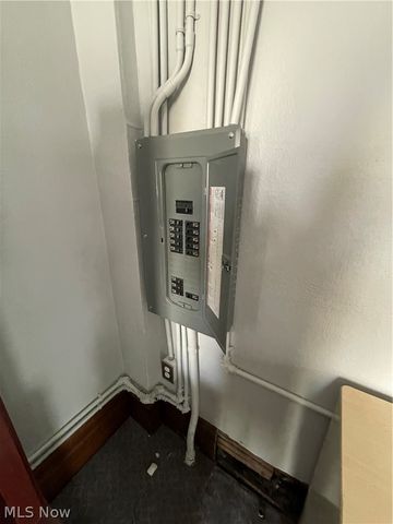 1205 Elm Street, Youngstown, OH 44505