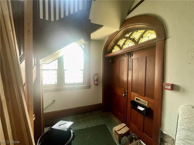 1205 Elm Street, Youngstown, OH 44505