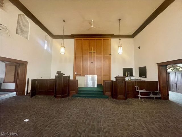 1205 Elm Street, Youngstown, OH 44505