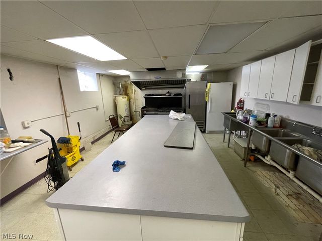 1205 Elm Street, Youngstown, OH 44505