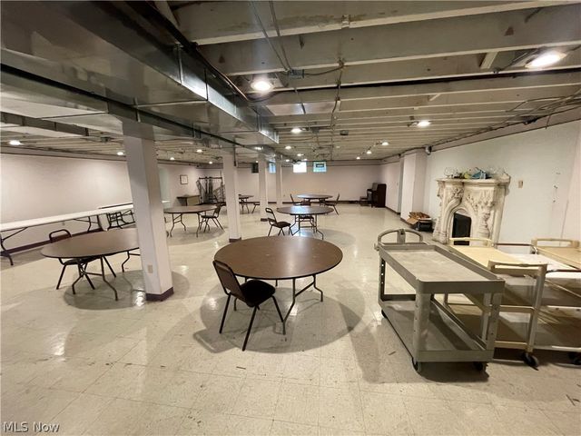 1205 Elm Street, Youngstown, OH 44505