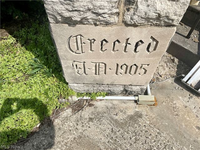 1205 Elm Street, Youngstown, OH 44505