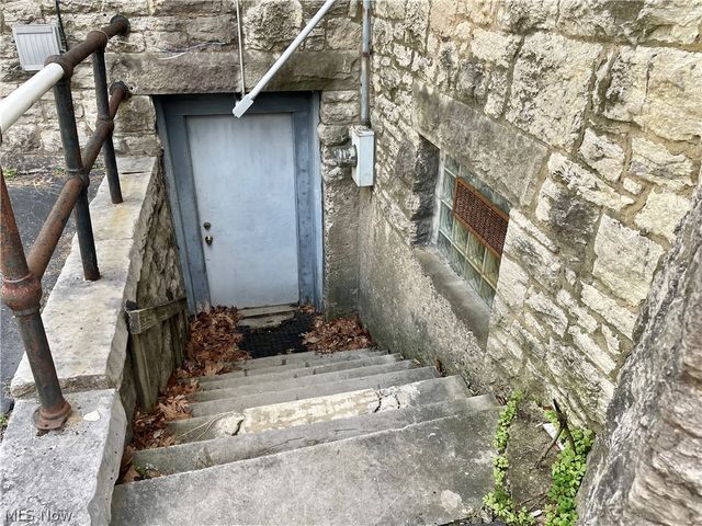 1205 Elm Street, Youngstown, OH 44505