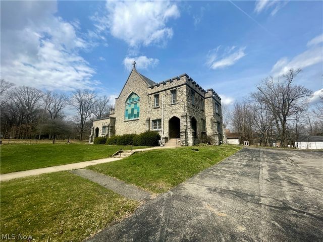 1205 Elm Street, Youngstown, OH 44505