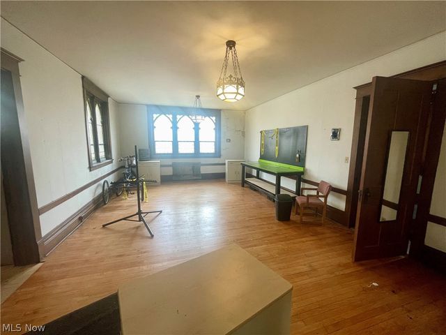 1205 Elm Street, Youngstown, OH 44505