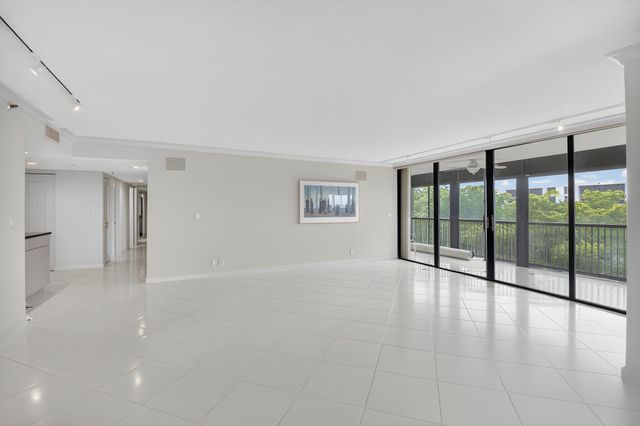 20090 Boca West Drive Apt 361, Boca Raton, FL 33434