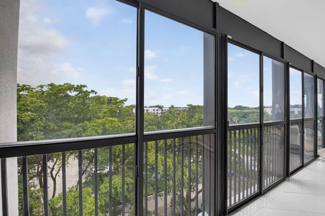 20090 Boca West Drive Apt 361, Boca Raton, FL 33434
