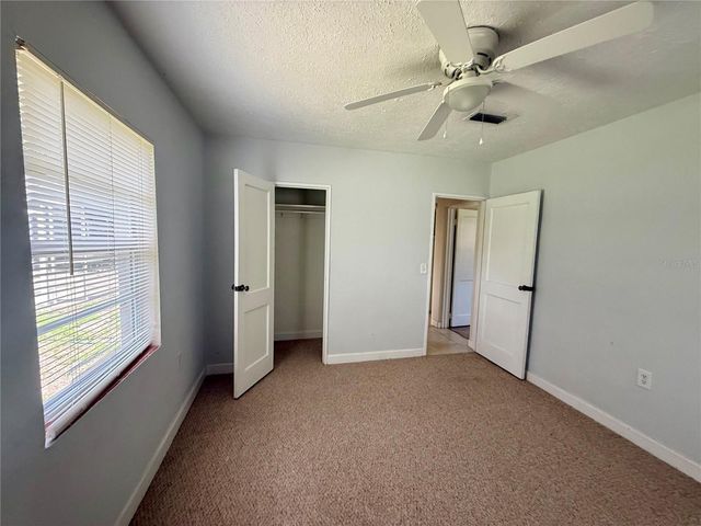 3907 W MULLEN AVENUE, Tampa, FL 33609