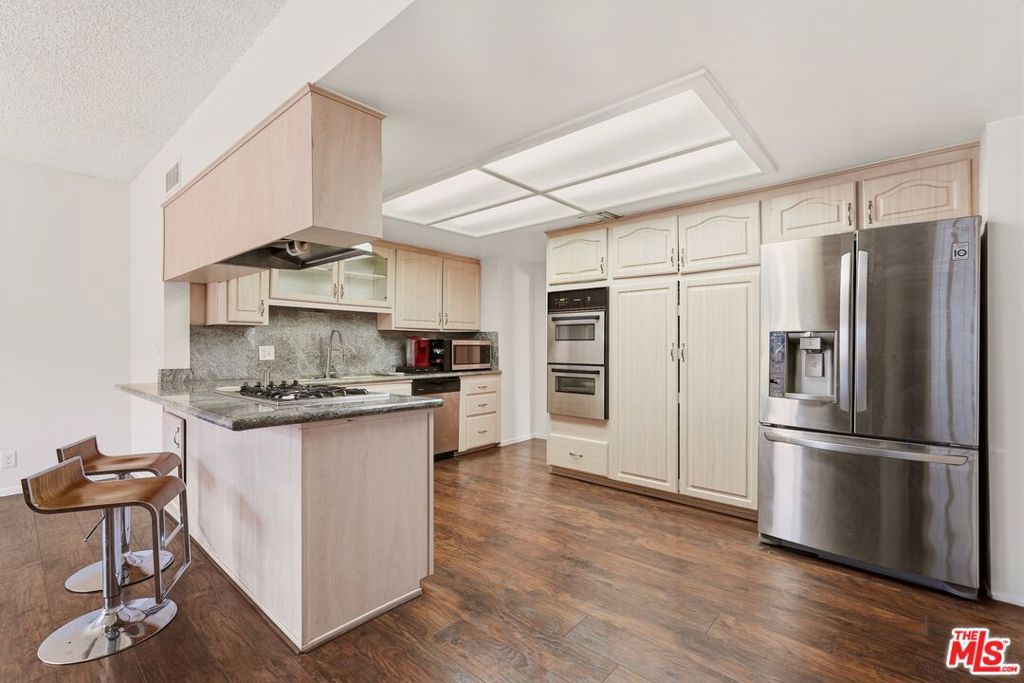 15513 S Tarrant Avenue, Compton, CA 90220 — photo 5