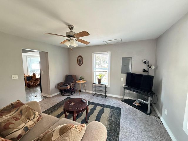 338 23rd Avenue, East Moline, IL 61244